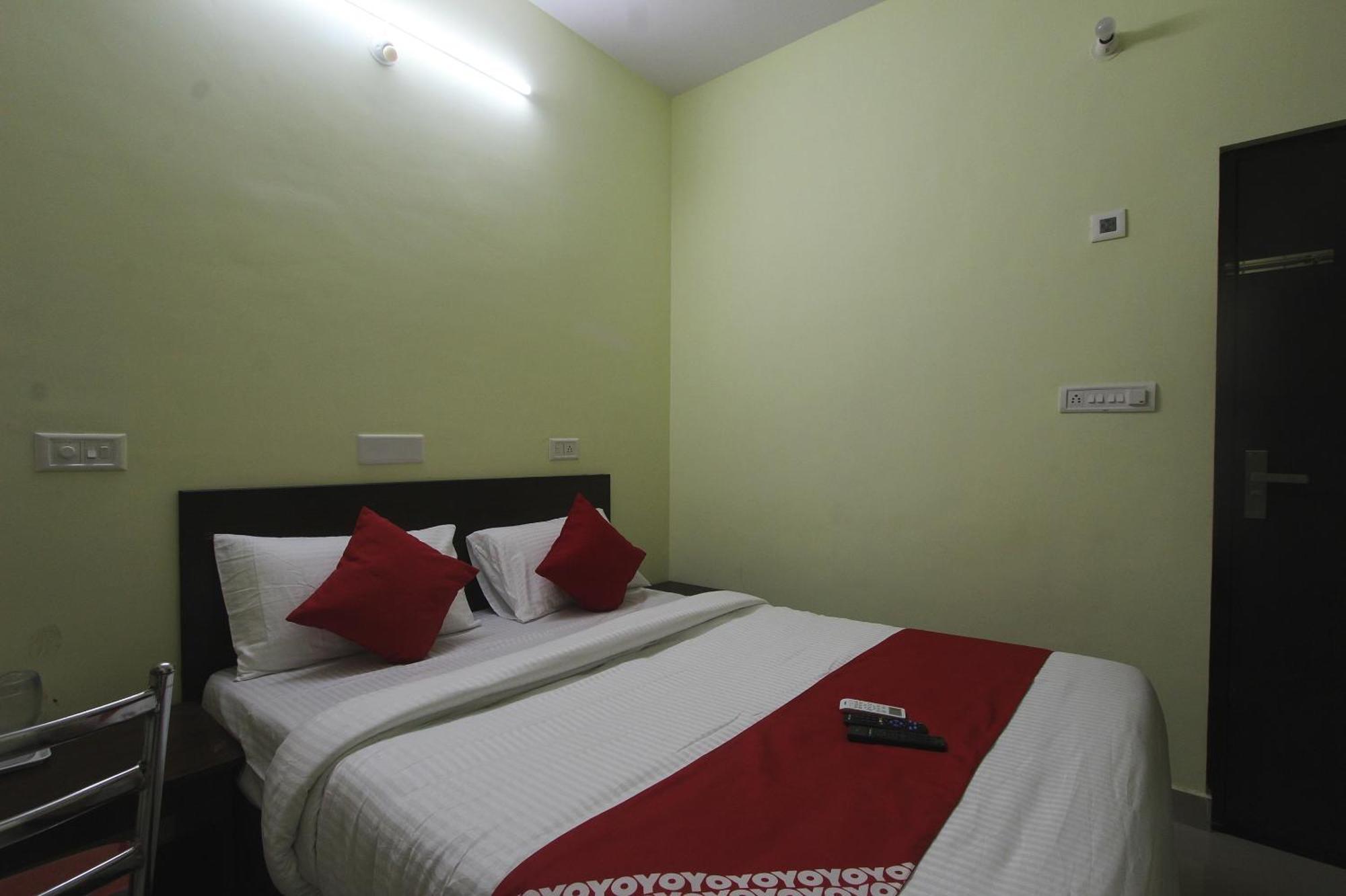 Hotel O V R Residency Near Sri Amruth Chithra Mandira Bangalore Exterior photo