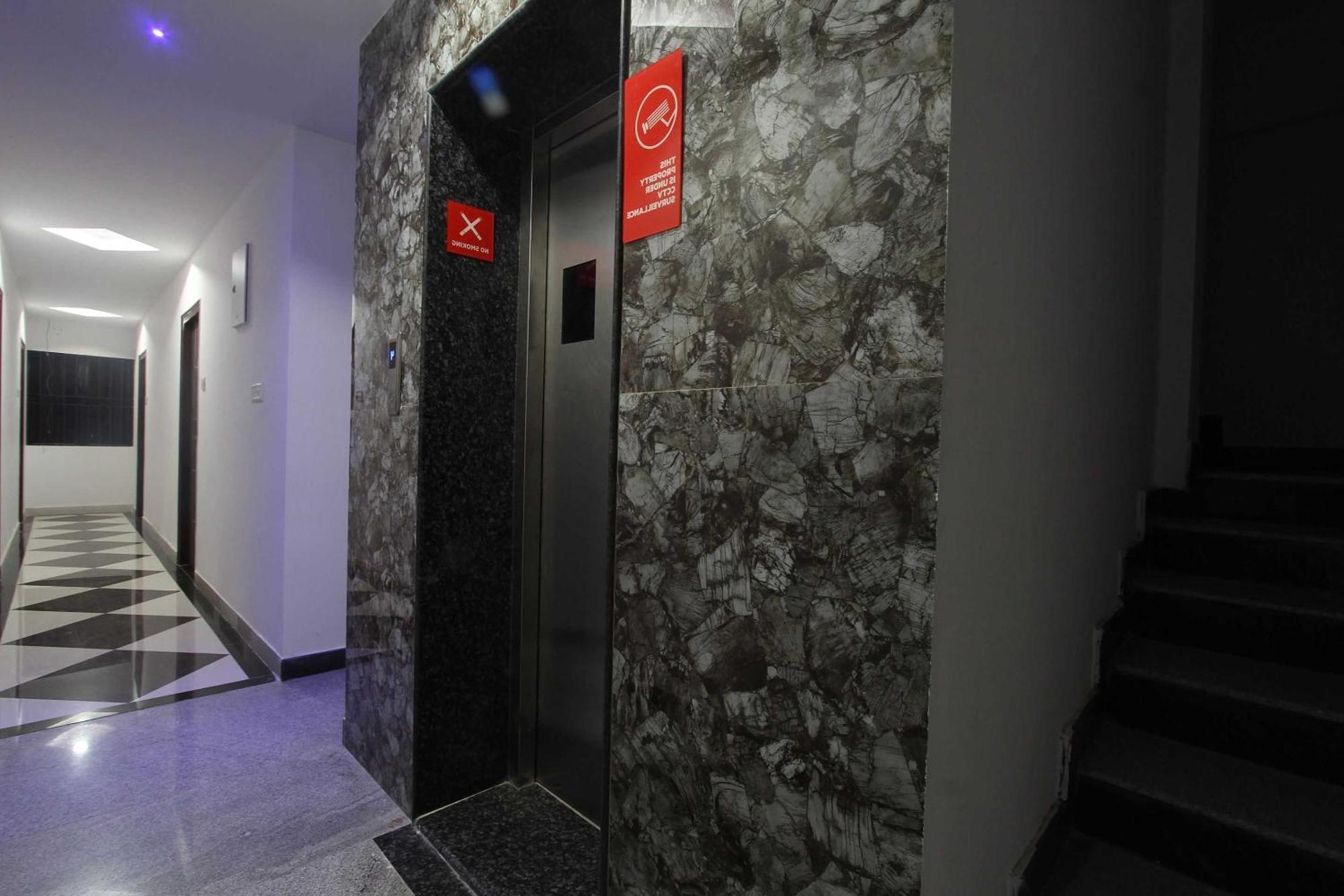 Hotel O V R Residency Near Sri Amruth Chithra Mandira Bangalore Exterior photo