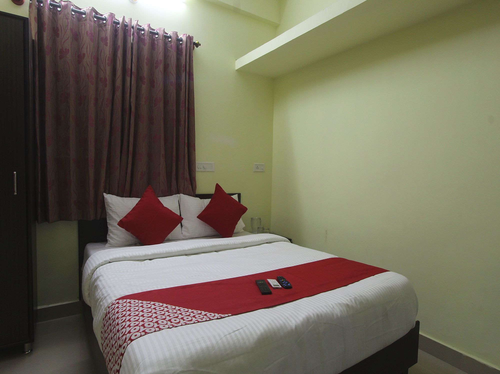 Oyo Flagship V R Residency Near Sri Amruth Chithra Mandira Hotel Bangalore Exterior photo